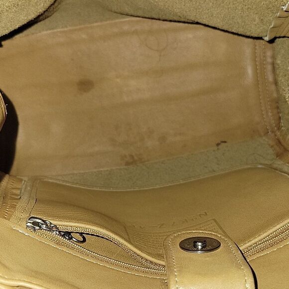 Vintage COACH Tan 4157 Soho Buckle Bag - Picture 9 of 13